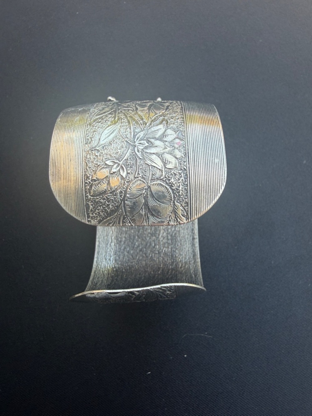 Vintage Mid 1980s Statement Silver Cuff Bracelet with Ornate Filigree & Cabochon - Picture 4 of 6